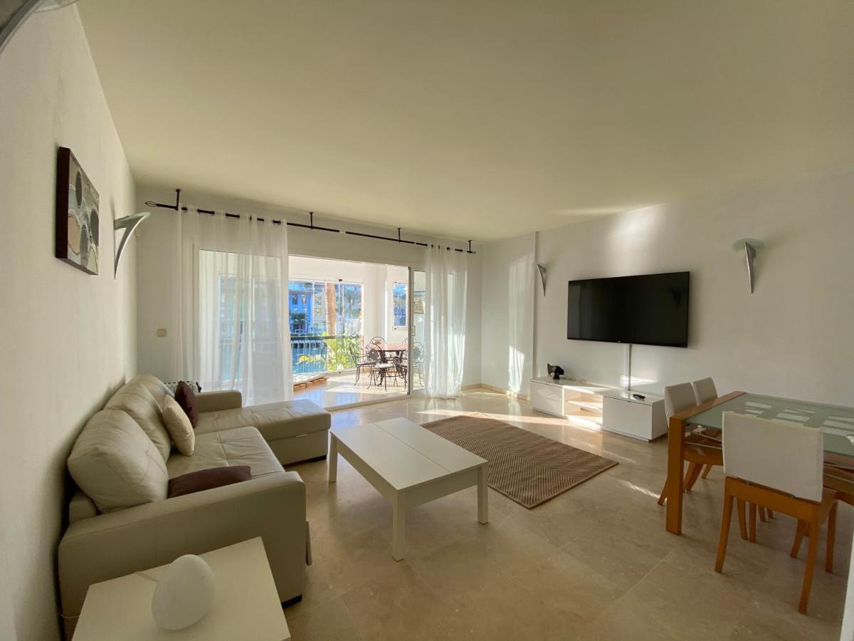 Apartamento Con Piscina ,Playa Con Vistas Panoramicas En La Marina De Sotogrande San Roque  Kültér fotó