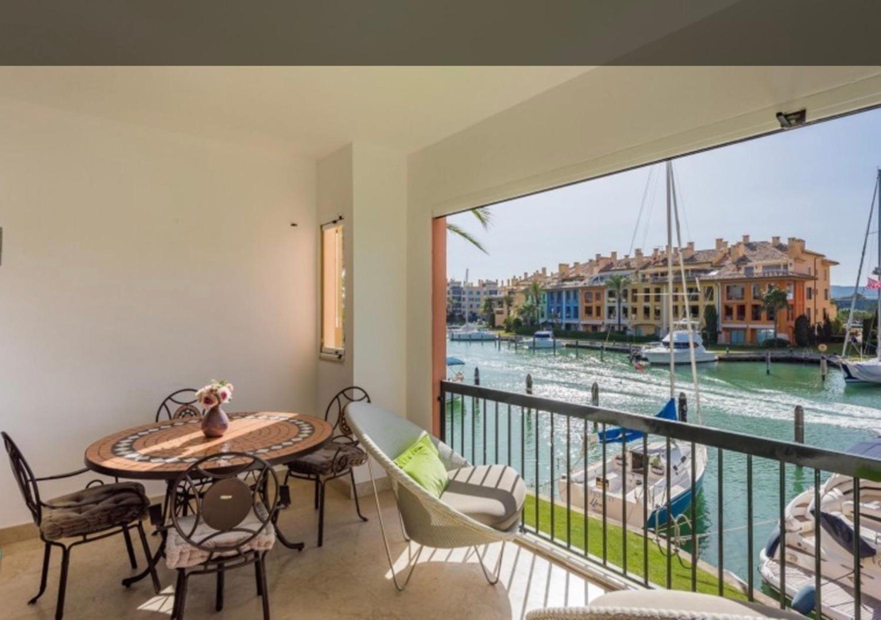 Apartamento Con Piscina ,Playa Con Vistas Panoramicas En La Marina De Sotogrande San Roque  Kültér fotó