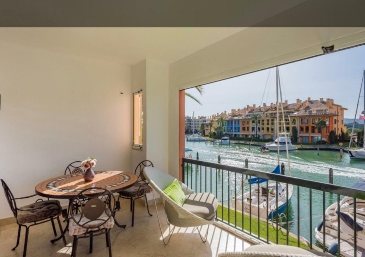 Apartamento Con Piscina ,Playa Con Vistas Panoramicas En La Marina De Sotogrande San Roque  Kültér fotó